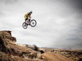 Top Bicycle Lights for Night Riding